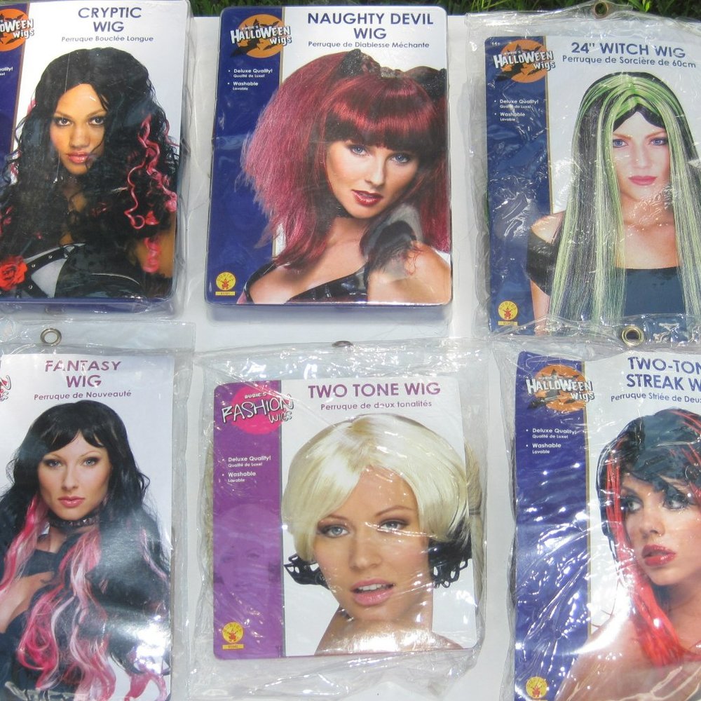 New In Bag    Bundle of 6 Halloween Wigs